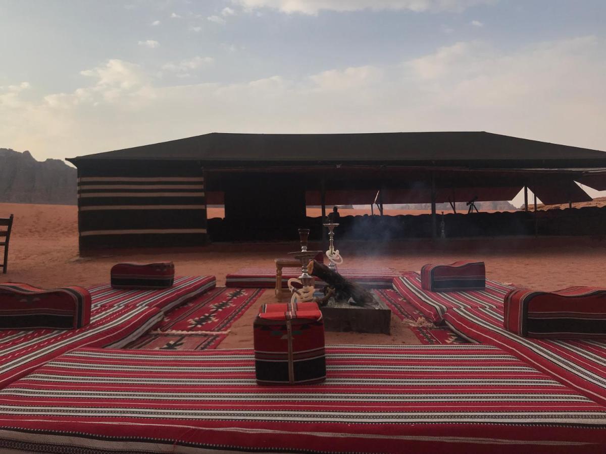 Wadi Rum Backpacker Camp Exteriör bild