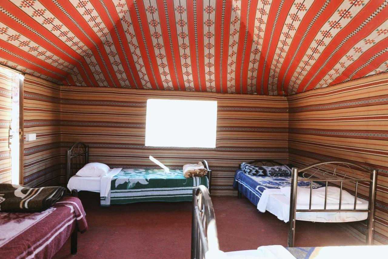 Wadi Rum Backpacker Camp Exteriör bild